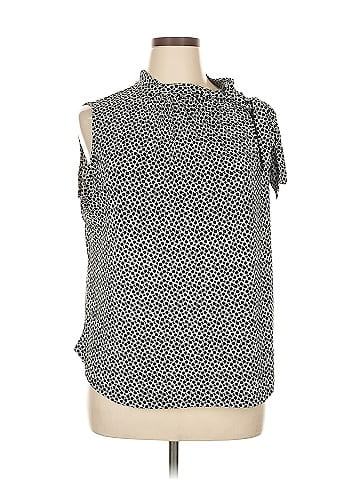 Liz Claiborne Sleeveless T-Shirt (view 1)