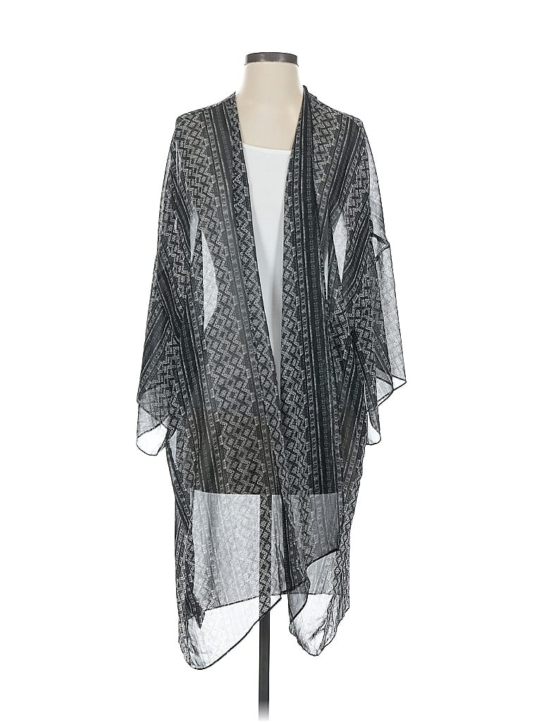 Pre-owned Bcbgeneration Kimono In Gray