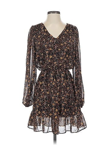 Evereve Casual Dress (view 1)