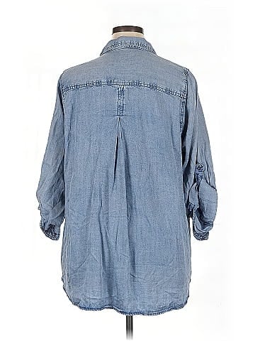 Velvet Heart 3/4 Sleeve Button-Down Shirt (view 2)