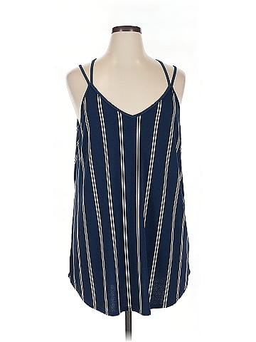 Lularoe Tank Top (view 1)