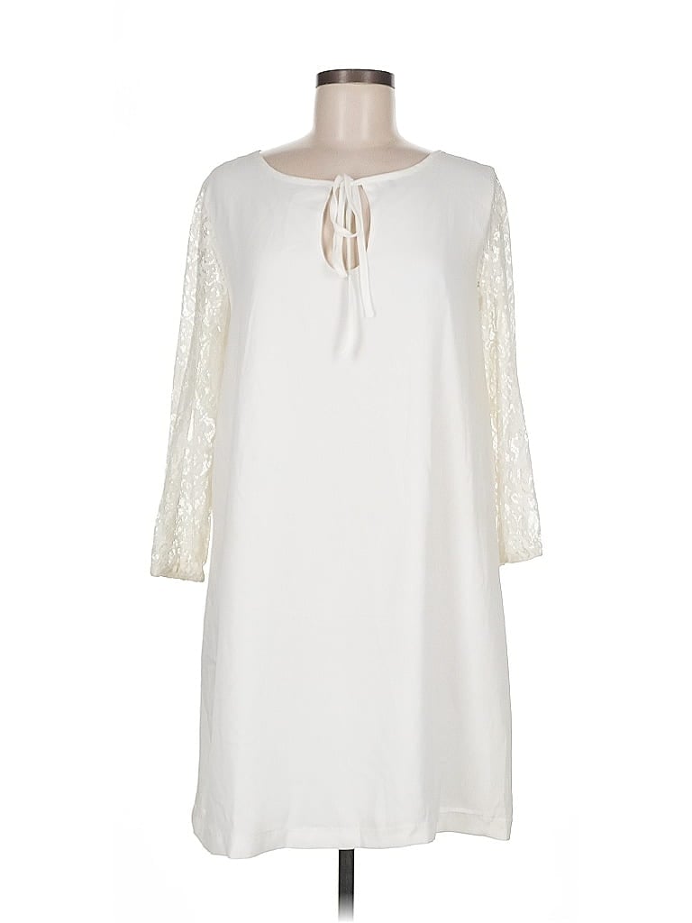 Click to view more detailed imagery on our partner's website Pre-owned Bb Dakota Casual Dress In White