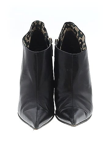 Gucci Leather Ankle Boots (view 2)