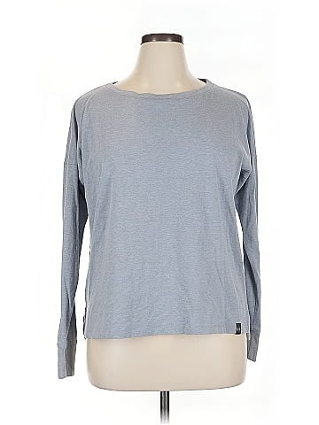 Under Armour Long Sleeve T-Shirt (view 1)