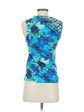 Vanessa Virginia Sleeveless T-Shirt (view 2)