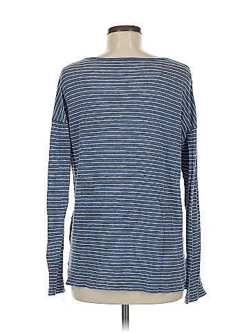 Vince. Long Sleeve T-Shirt (view 2)