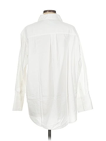 Gap Long Sleeve Button-Down Shirt (view 2)