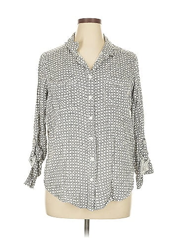 Liz Claiborne 3/4 Sleeve Button-Down Shirt (view 1)