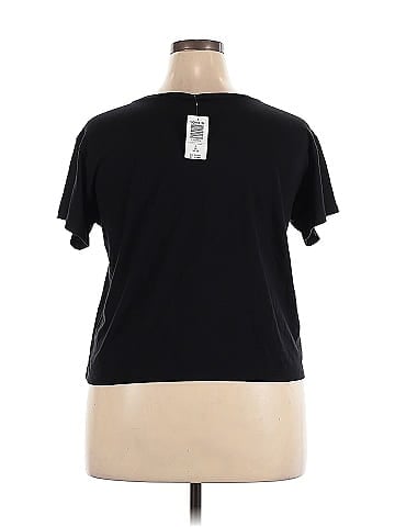 Torrid Short Sleeve T-Shirt (view 2)