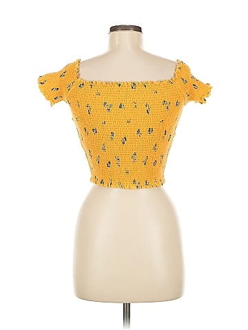 Hollister Short Sleeve Top (view 2)