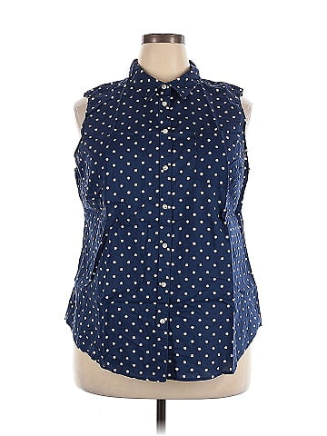 St. John's Bay Sleeveless Button-Down Shirt (view 1)
