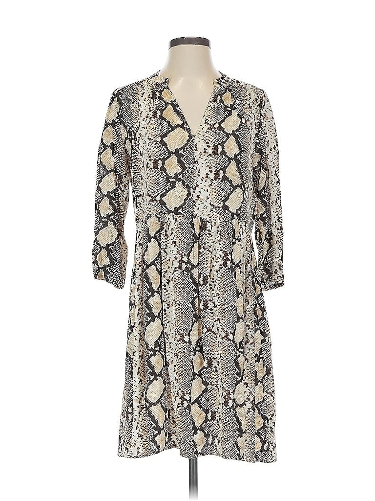Click to view more detailed imagery on our partner's website Pre-owned Maeve By Anthropologie Casual Dress In Gray