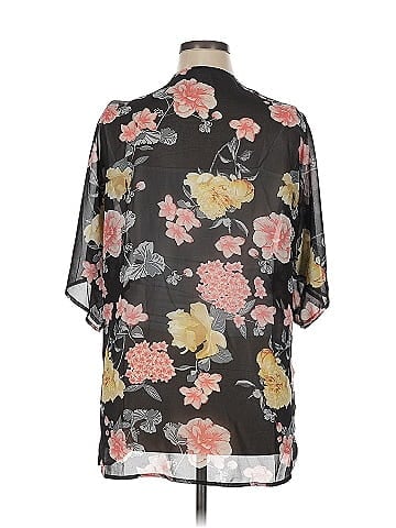 Unbranded 3/4 Sleeve Blouse (view 2)