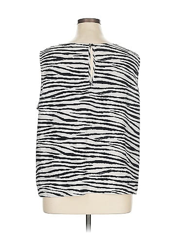 Nine Britton Sleeveless T-Shirt (view 2)