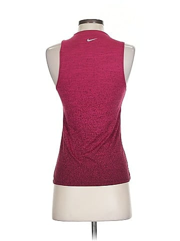 Nike Sleeveless Top (view 2)