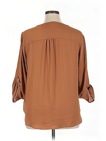 Maurices 3/4 Sleeve Blouse (view 2)