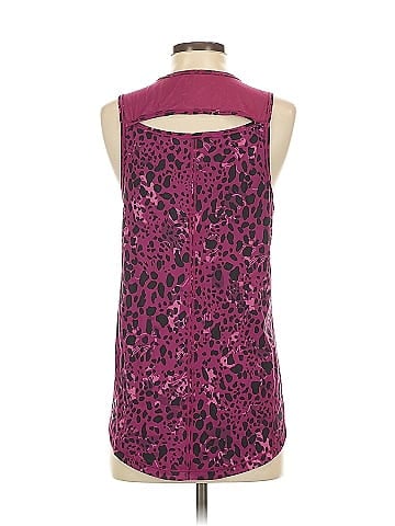 Lululemon Athletica Tank Top (view 2)