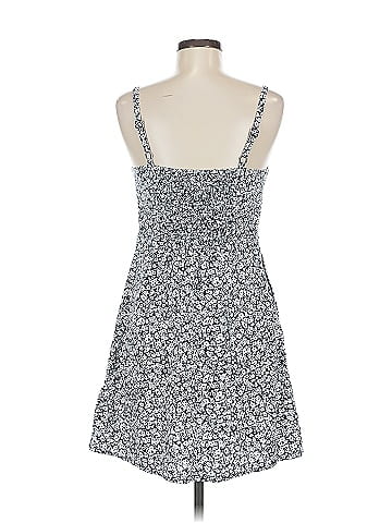 Old Navy Casual Dress (view 2)