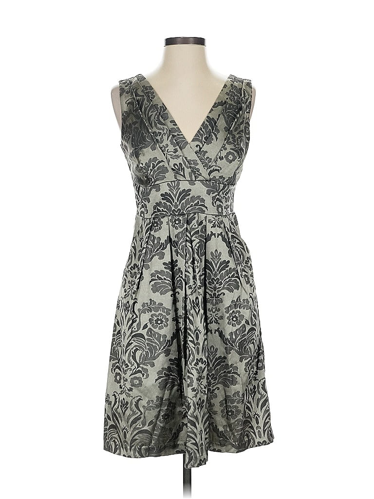 DRESSBARN Pre-owned Cocktail Dress In Gray