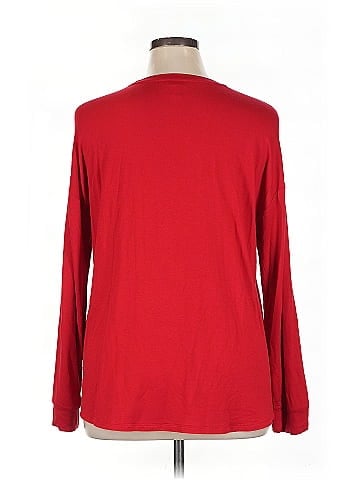 Liz Claiborne Long Sleeve T-Shirt (view 2)