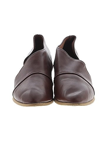Unbranded Flats (view 2)