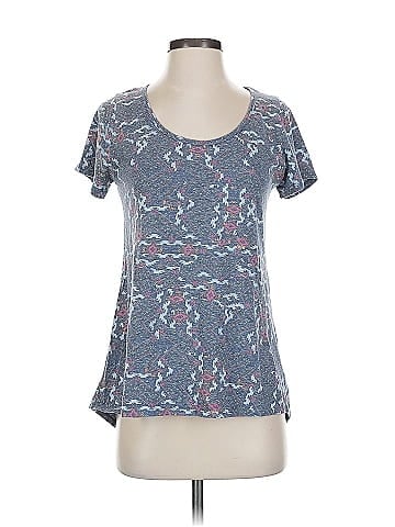 Lularoe Short Sleeve T-Shirt (view 1)