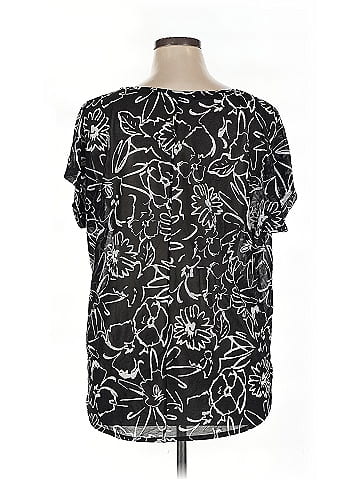 Lane Bryant Short Sleeve Blouse (view 2)