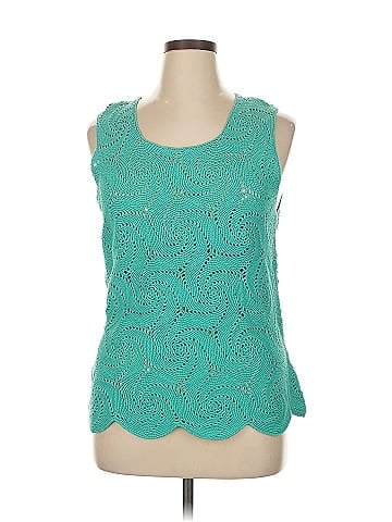 Liz Claiborne Pullover Sweater (view 1)
