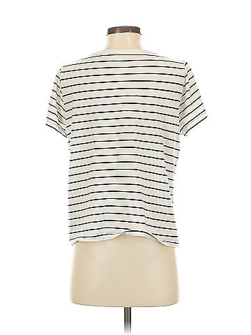 Old Navy Short Sleeve T-Shirt (view 2)