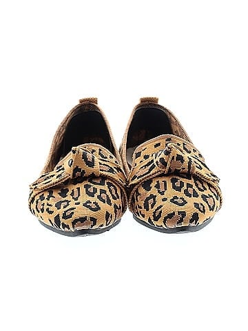 Unbranded Flats (view 2)