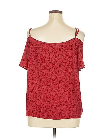 Shein Curve Sleeveless Blouse (view 2)