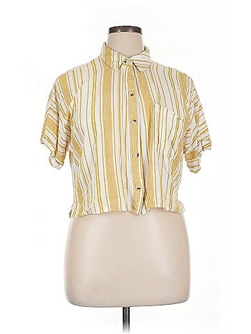 Aeropostale Short Sleeve Blouse (view 1)