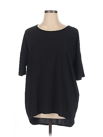 Lularoe 3/4 Sleeve T-Shirt (view 1)