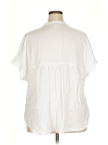 Crown & Ivy Short Sleeve T-Shirt (view 2)