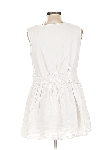 RD Style Sleeveless Blouse (view 2)