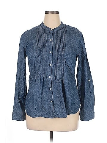 St. John's Bay Long Sleeve Button-Down Shirt (view 1)