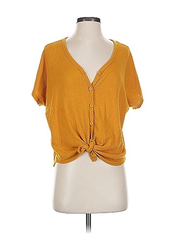 Live in the Moment Short Sleeve Top (view 1)
