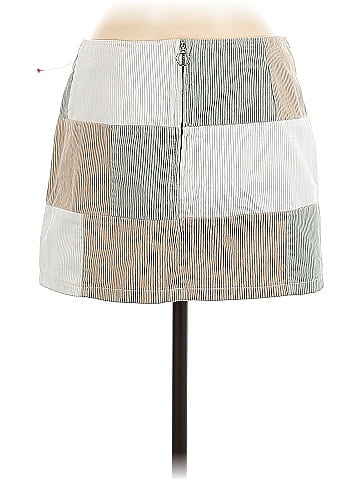 Bershka Casual Skirt (view 2)