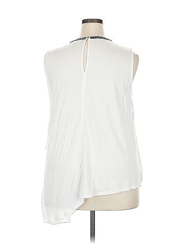 Jennifer Lopez Sleeveless Blouse (view 2)