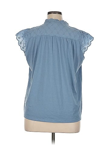 Daisy Fuentes Short Sleeve Top (view 2)