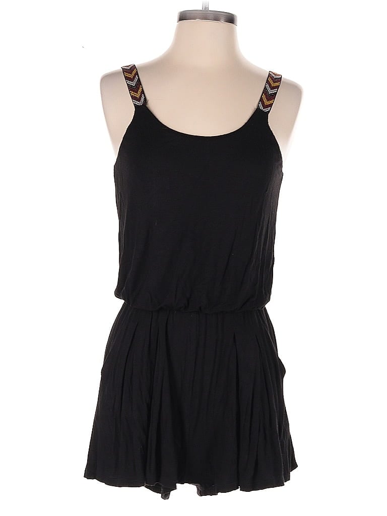 Pre-owned Xhilaration Romper In Black