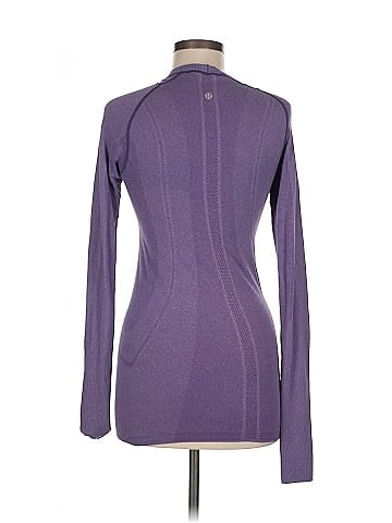 Lululemon Athletica Long Sleeve T-Shirt (view 2)