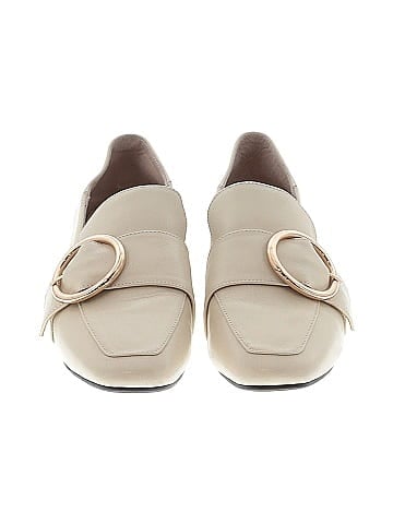 Unbranded Flats (view 2)