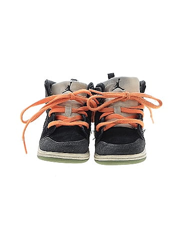 Air Jordan Sneakers (view 2)
