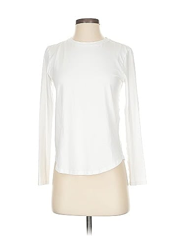 Lululemon Athletica Long Sleeve T-Shirt (view 1)