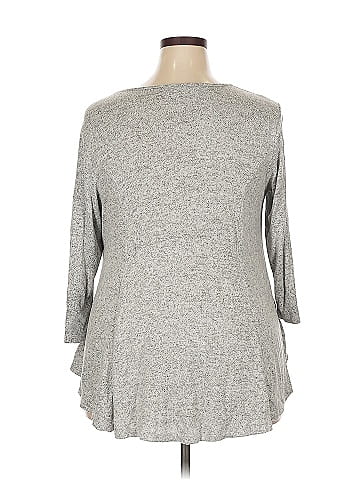 Cameo Pullover Sweater (view 2)