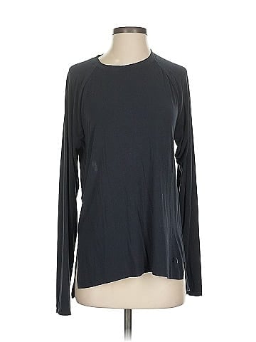Under Armour Long Sleeve T-Shirt (view 1)