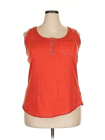 Maurices Sleeveless T-Shirt (view 1)