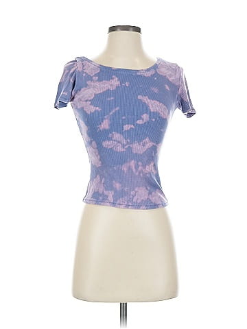 Charlotte Russe Short Sleeve T-Shirt (view 1)