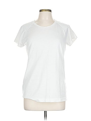 Lululemon Athletica Short Sleeve T-Shirt (view 1)